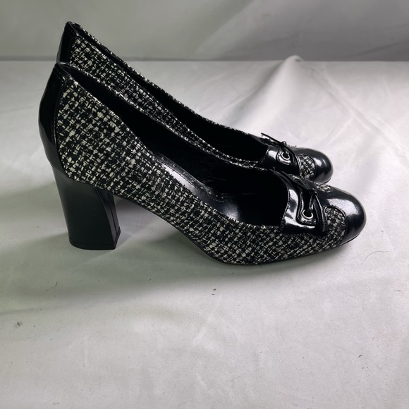 ENZO ANGIOLINI Patent Leather Tweed Heel Pumps - Picture 2 of 7